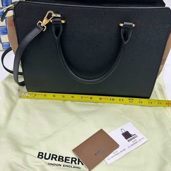 Women’s Burberry Banwell classic check leather bag with detachable strap - Picture 14 of 15